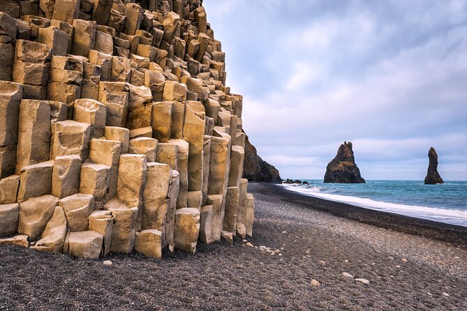 2-Day South Coast Waterfalls, Jokulsarlon Glacier Lagoon and Hike from Reykjavik - Transport, comfort, and the long return to Reykjavík