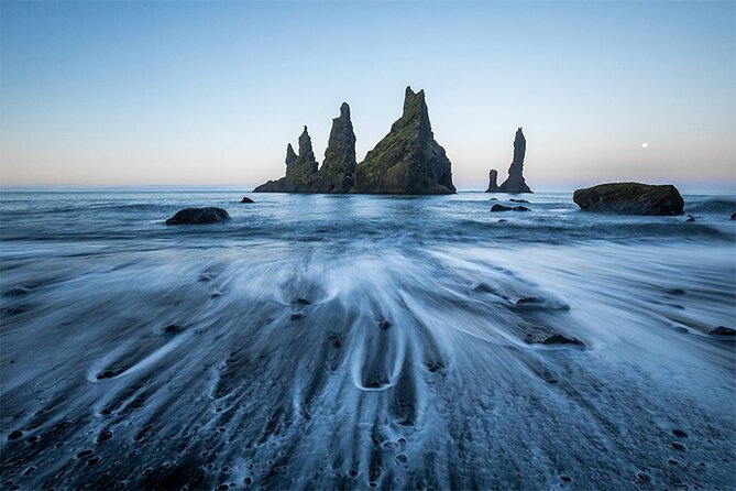 2-Day South Coast Waterfalls, Jokulsarlon Glacier Lagoon and Hike from Reykjavik - Who should book this tour
