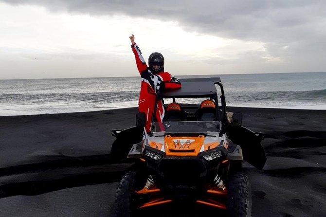 2-Hour Black Sand Beach Buggy Tour from Hella - Learning the Polaris 1000 before you reach the shore