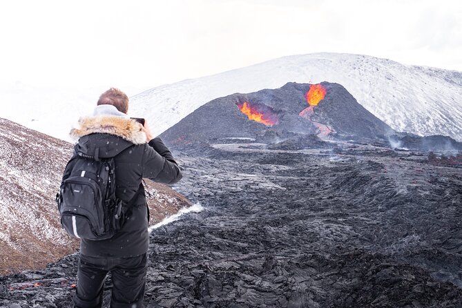 4-Day Iceland: Golden Circle, South Coast, Volcano Hike & Northern Lights - Who will get the most from this Iceland tour?