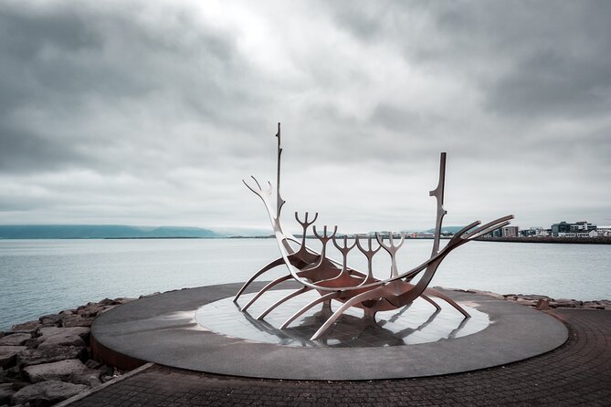 4-hour Private Reykjavik City Tour - Hofdi House and Thufa by the harbor