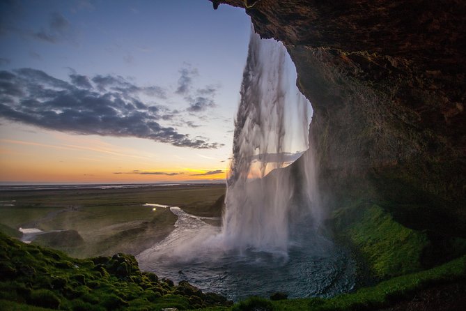6-Day Minibus Tour Around Iceland from Reykjavik - Six days, one minibus, and a lot of Iceland