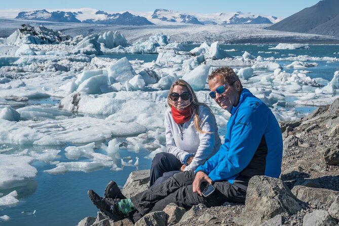6-day Ultimate Iceland Tour: Photography and Northern Lights - Day four: the South Coast’s biggest waterfall day