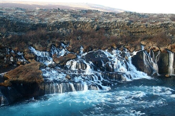 8-Days Northern Lights Exploration Tour from Reykjavík - Kirkjufell and the Vatnshellir lava tube