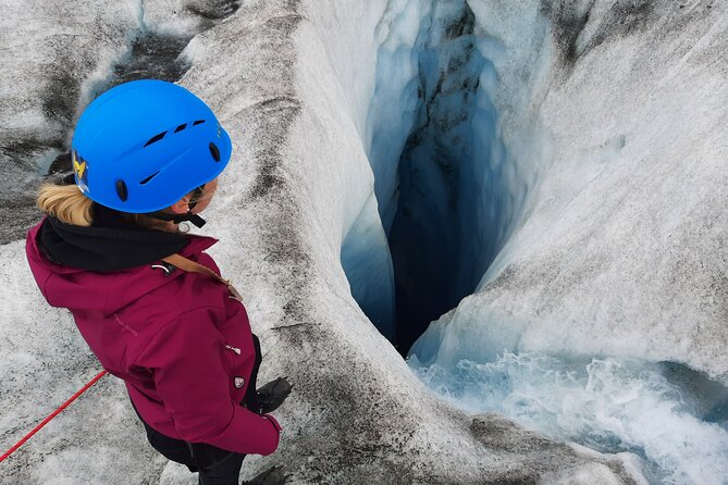 Adventurous Vatnajökull Glacier Exploration - Full Day Hike - Coffee, photos, and the human pace of a mountain day