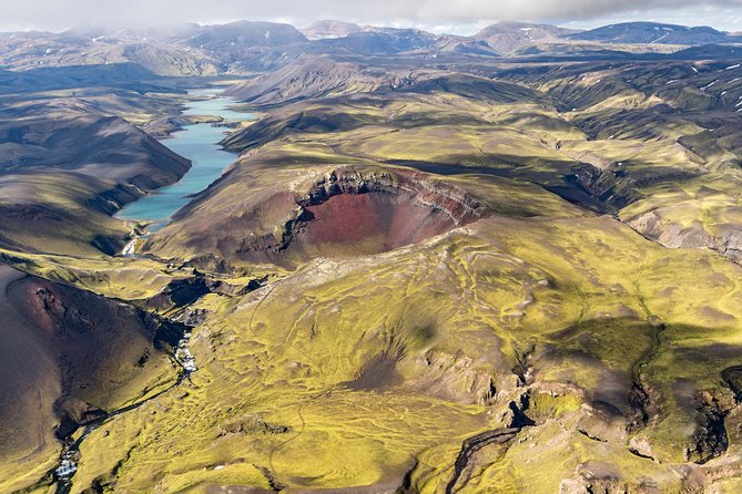 Airplane Sightseeing flight over Laki craters and highland - Why an aerial view changes Skaftafell