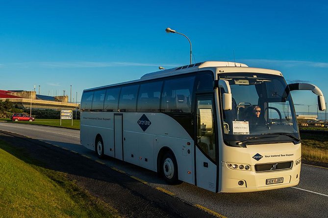 Airport Express Shared Departure Transfer from Reykjavik Hotels to Keflavik Airport - The service record: strong when instructions are clear