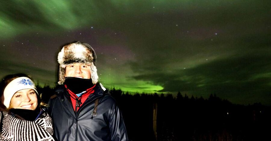 Akureyri: Hunt for the Northern Lights Photography Tour - What the Lake Mývatn area adds