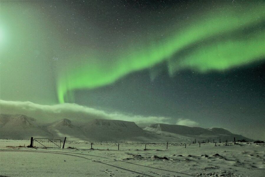Akureyri: Hunt for the Northern Lights Photography Tour - Photography help, with realistic expectations