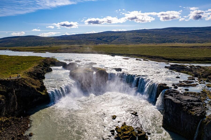 Akureyri Port: Lake Mývatn and Godafoss Waterfall Tour - The guide can make or break the long drives