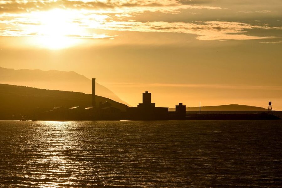 Akureyri: Whale Watching in the Midnight Sun - Who Should Book This Cruise?