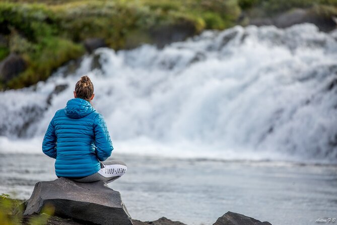 Askja & Holuhraun, Super Jeep Day Tour from Lake Myvatn - Drekagil combines a canyon walk with lunch