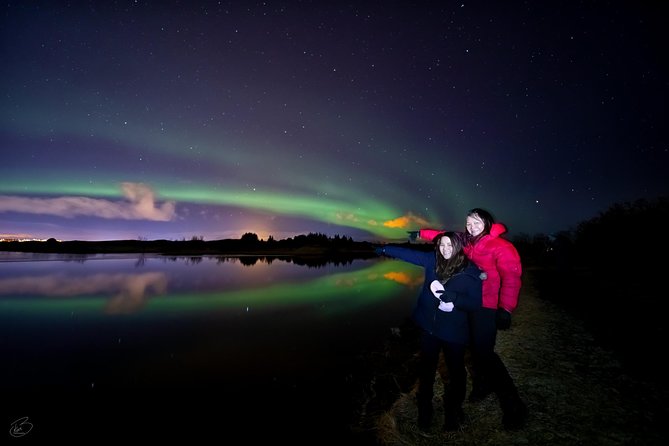 Aurora/Northern light hunt and photos (photography help provided) - Hot chocolate, coffee, and the outdoor wait