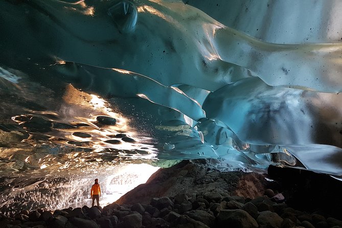 Blue Ice Cave Adventure - The Breiðamerkurjökull approach