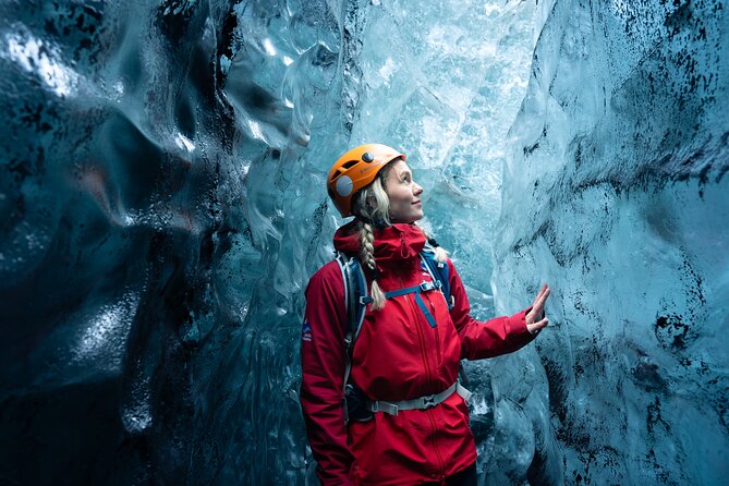 Crystal Ice Cave & Super Jeep Tour from Jökulsárlón - Starting beside the icebergs at Jökulsárlón