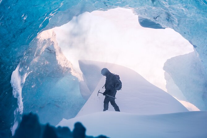 Crystal Ice Cave & Super Jeep Tour from Jökulsárlón - Guides, group size, and the feel of the outing