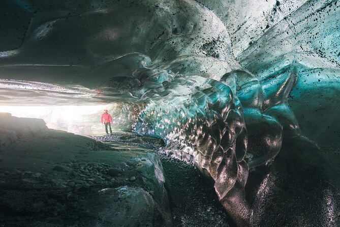 Crystal Treasures of Vatnajökull: Ice Cave Adventure - Walking across the open glacier