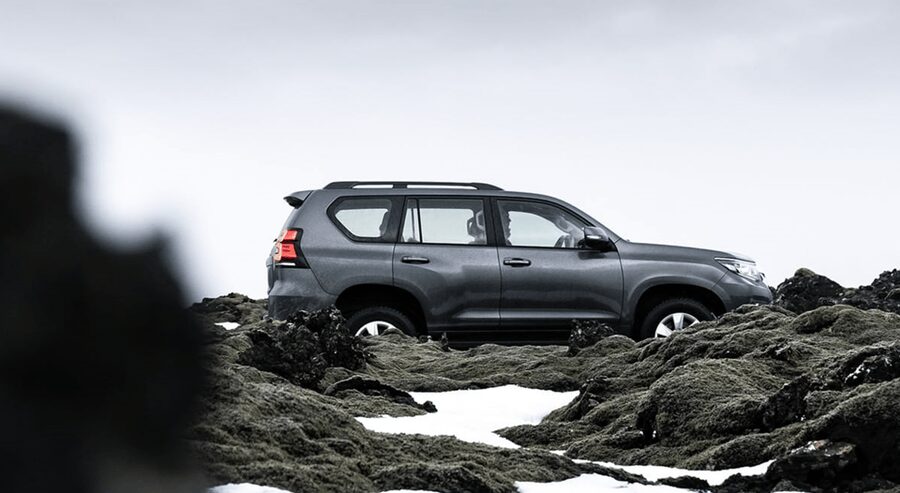 Diamond Beach & Jökulsárlón Glacier Exclusive Day Tour - A private vehicle changes the feel of a very long day
