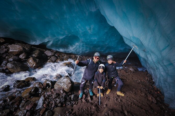 Early Bird Ice Cave with 3 Professional Photos - What the three-hour outing feels like