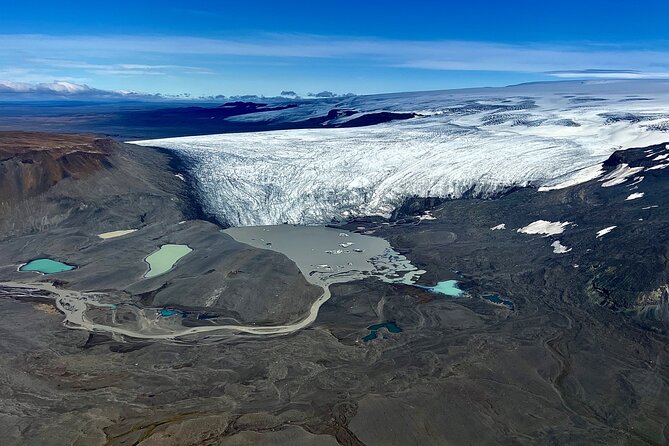 Fire and Ice Helicopter Tour: Glacier and Hengill Geothermal Area - The return route over Reykjavik and beyond