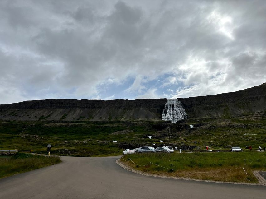 From Isafjordur: Dynjandi Waterfall Guided Day Trip by Bus - Arriving at the six waterfalls
