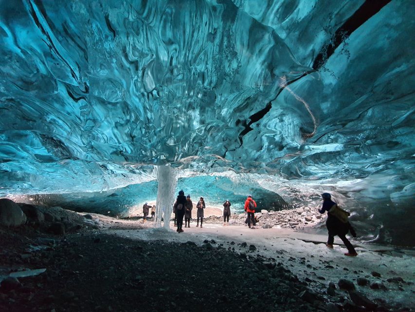 From Reykjavik: 3-Day South Coast Winter Tour with Ice Cave - Day three: Jökulsárlón and the blue ice cave