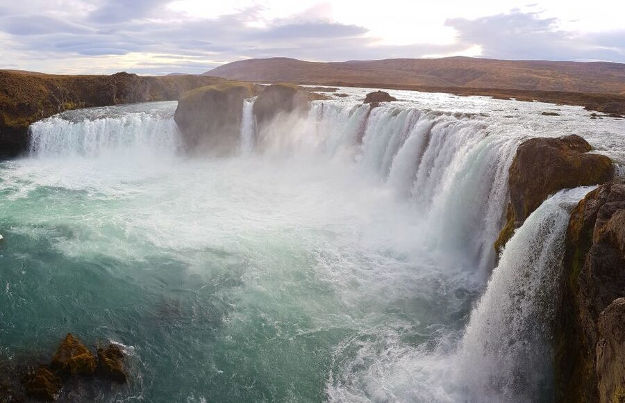 From Reykjavík: 4, 5, 6 or 7-Day Small-Group Ring Road Tour - Day 5: Hraunfossar, horses, and Viðgelmir lava cave