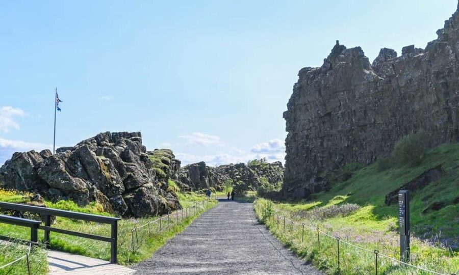 From Reykjavík: Full-day Golden Circle & Horse Riding Tour - Kerið crater adds one more volcanic view