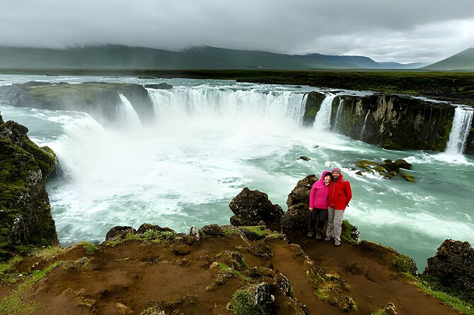 From Reykjavik: Full Day Private Golden Circle Tour in Iceland - Hveragerdi: a bakery stop to finish the route
