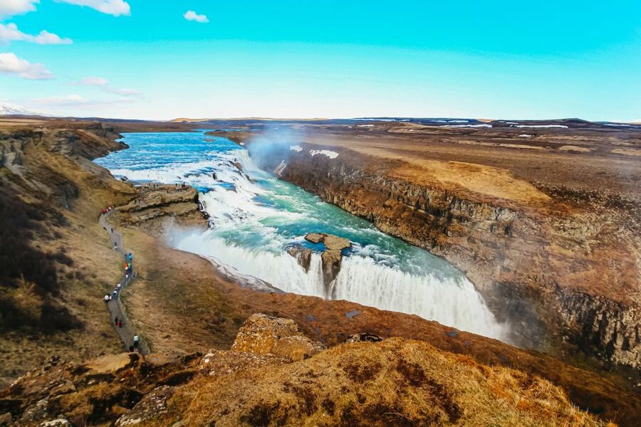 From Reykjavik: Golden Circle and Northern Lights Combo - Timing, clothing, and what to carry