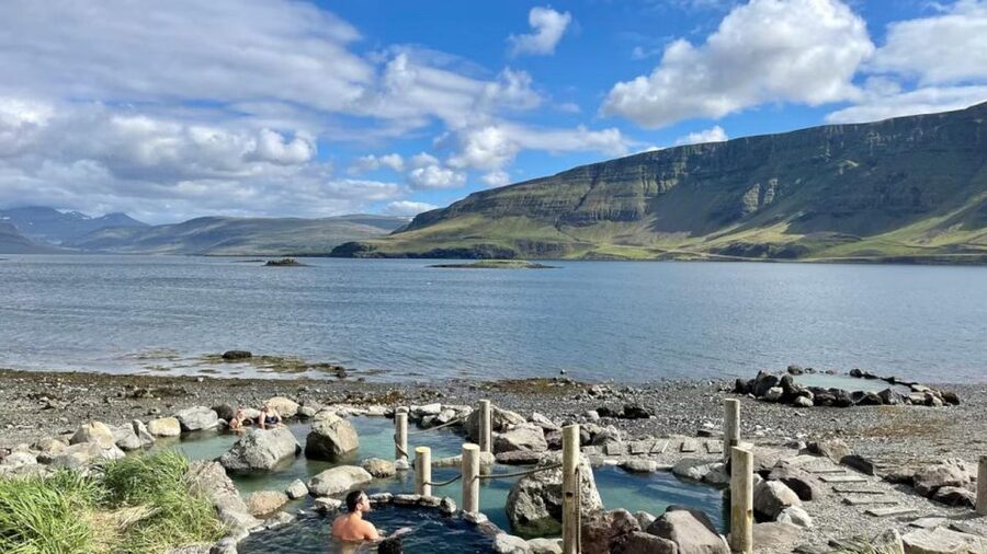From Reykjavík: Golden Circle Route & Hvammsvik Hot Spring - Hveragerði starts the day with bubbling ground and warm bread