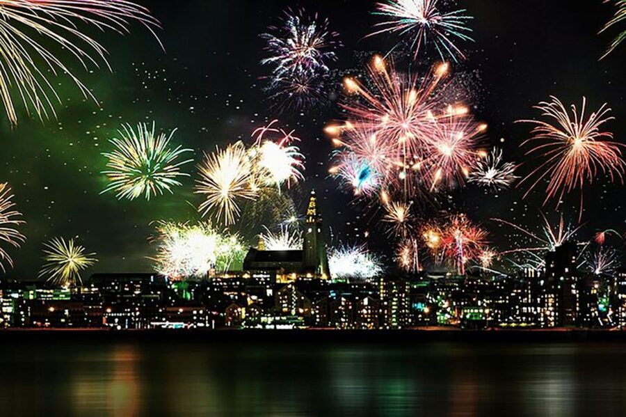 From Reykjavik: New Years Fireworks by Boat - Champagne at midnight, with snacks and drinks extra
