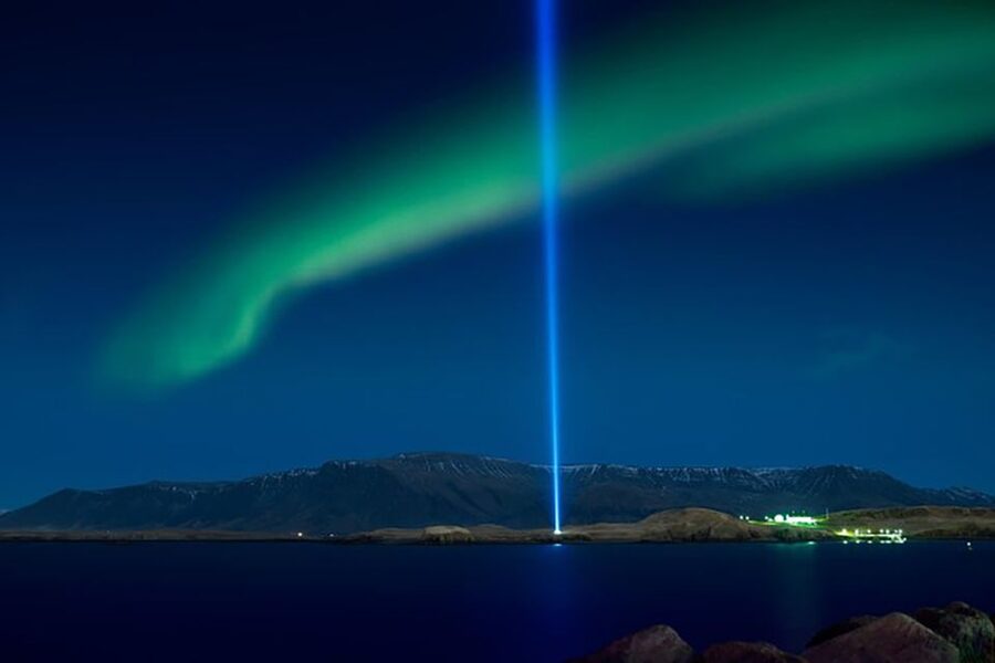 From Reykjavik: New Years Fireworks by Boat - Is $150 per person good value?