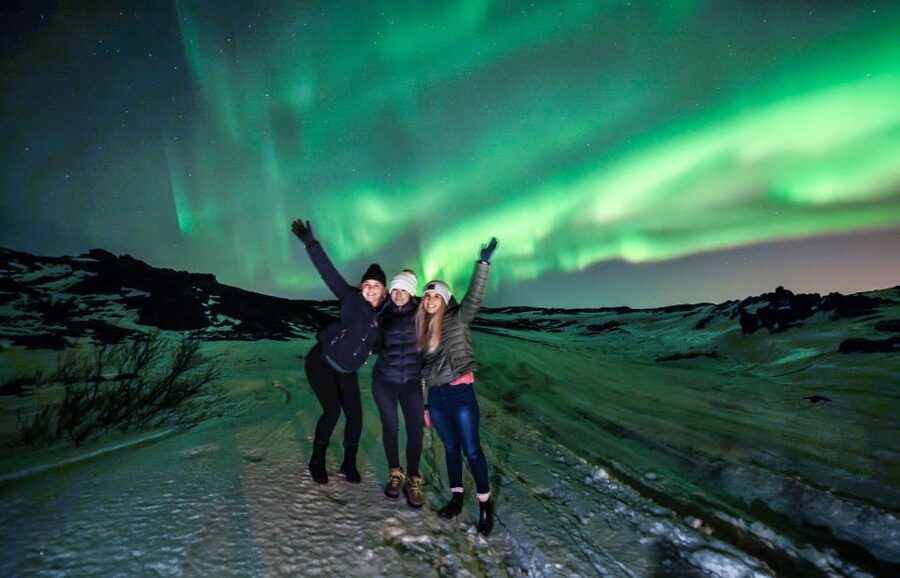 From Reykjavík: Northern Lights Super Jeep Tour - Following cloud gaps instead of a fixed route