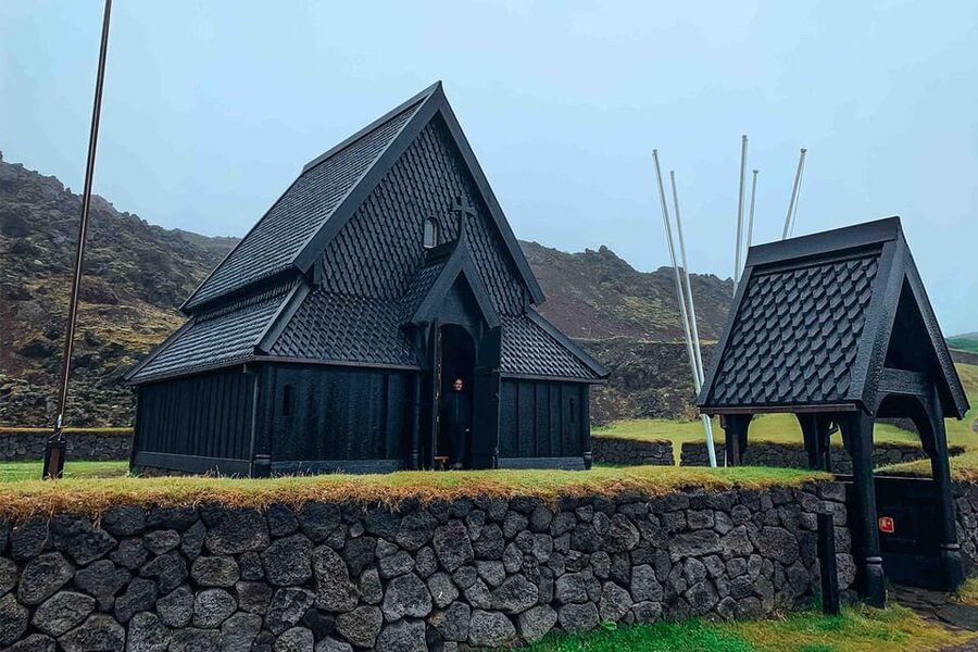 From Reykjavik: Puffin and Volcano Tour in Westman Islands - The ferry to Heimaey sets the mood
