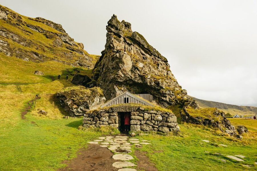 From Reykjavík: Waterfalls, Black Beach & Glacier Day Trip - The ride home and the value of the day
