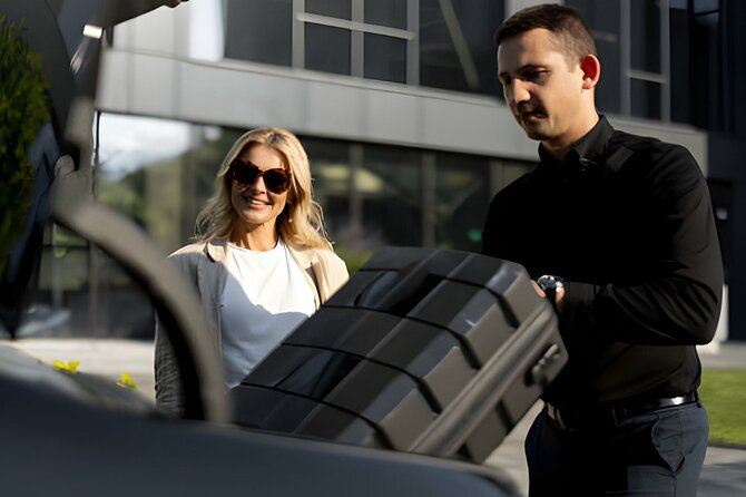 From Skarfabakki Cruise Terminal: Private Transfer to KEF Airport - Key points at a glance