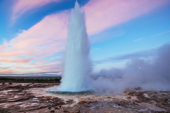 Full-Day Golden Circle Private Tour from Reykjavík - Kerið Crater and its bands of color