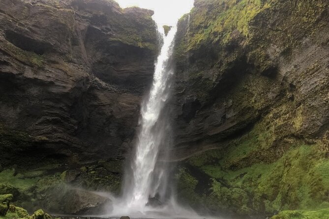 Full Day South Coast to Vík - Guided Tour - Reynisfjara: black sand and serious wave safety