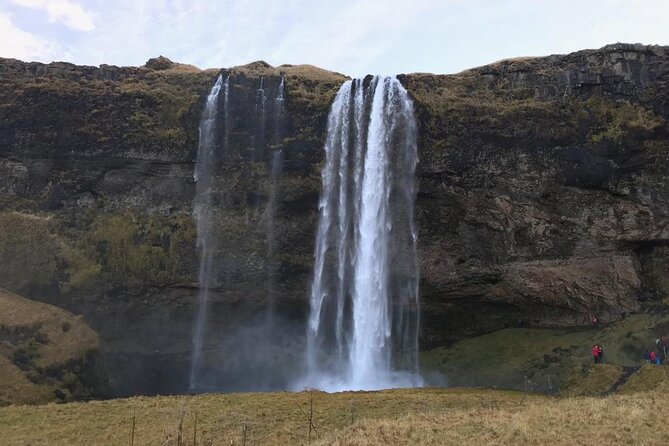 Full Day South Coast to Vík - Guided Tour - The optional Sólheimajökull glacier stop