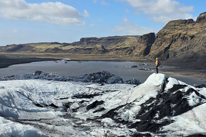 Glacier Hike Experience on Sólheimajökull - Meet on location - Weather, cancellations, and the practical gamble
