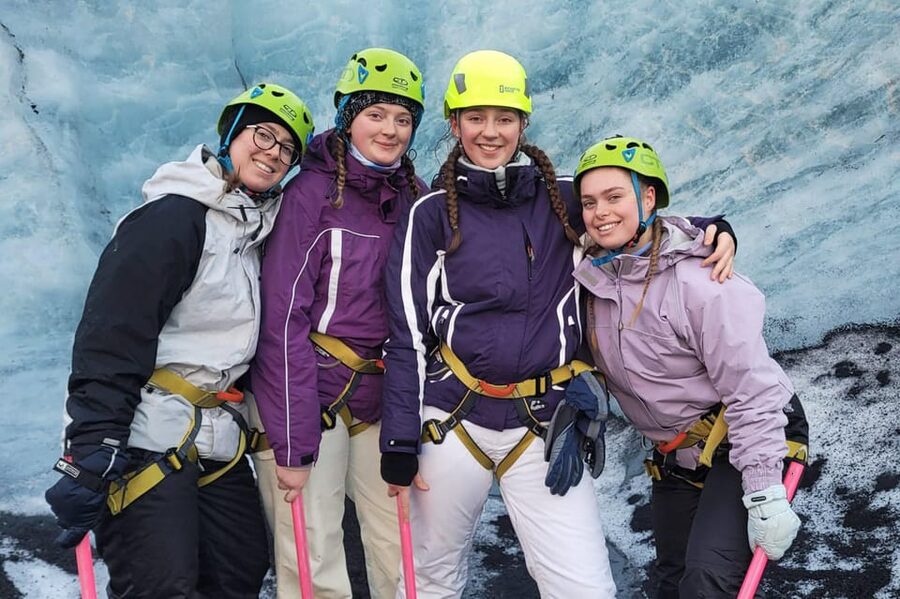 Glacier Hike Experience on Sólheimajökull - Meet on location - Who should book this glacier walk