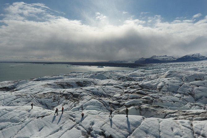 Glacier Hike: Summer Treasure - Glacier Discovery - Who should book this experience?