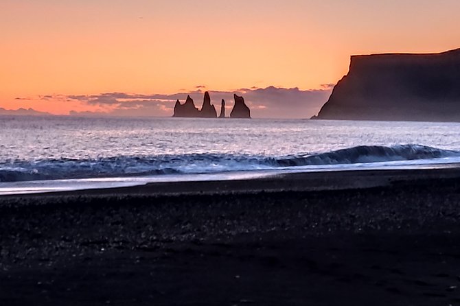 Glacier Lagoon, Diamond Beach, Black Sand Beaches and Waterfalls - Diamond Beach: ice on black sand