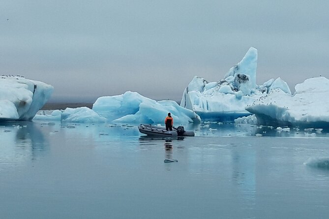 Glacier Lagoon Private Tour with Private Zodiac boat ride on the Iceberg Lagoon - Why the Fjallsárlón boat ride is worth building a day around