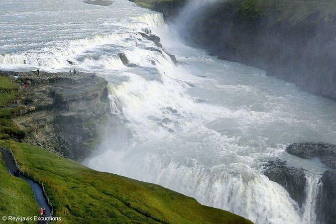 Golden Circle and Fontana Geothermal Spa Day Trip from Reykjavik - Fontana: the warm finish beside Lake Laugarvatn