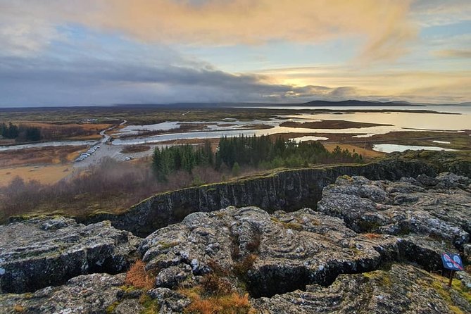 Golden Circle and Kerid Volcanic Crater Small-Group Day Tour - The ride home includes Hveragerði and geothermal scenery