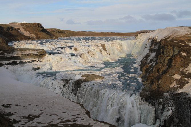 Golden Circle Glacier Super Jeep Tour / guided private tour - Taking the gravel track toward Langjökull
