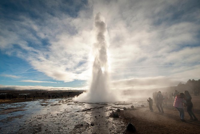 Golden Circle, Secret Lagoon and Kerid Crater Tour from Reykjavik - Kerid Crater and its red volcanic walls