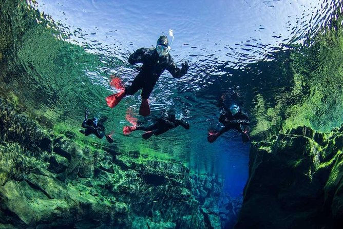 Golden Circle & Silfra Snorkeling Small-Group Supersaver Combo - Thingvellir: Iceland’s history beneath your feet
